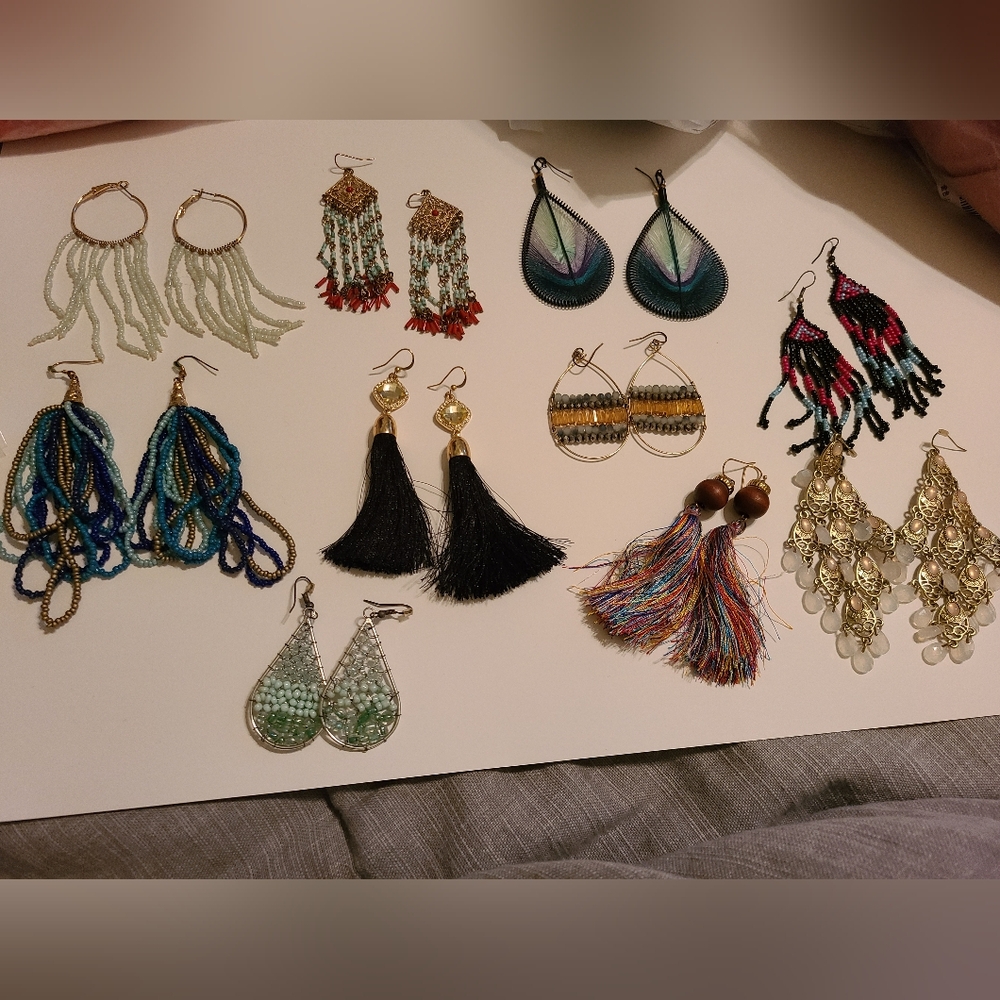 Earrings! Jewelry! 10 pairs!